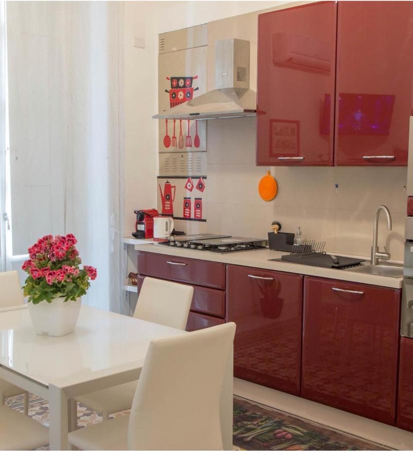 Casa Vacanze L'Altra Diaz Syracuse Bagian luar foto