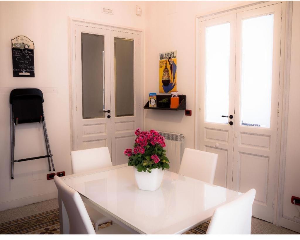 Casa Vacanze L'Altra Diaz Syracuse Bagian luar foto